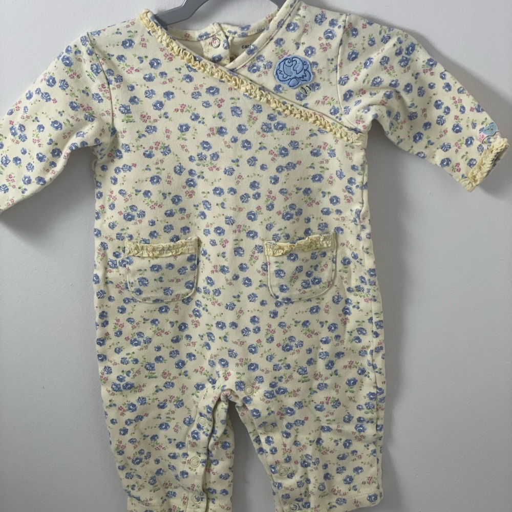 Ruffle detail 💯 percent cotton onesie